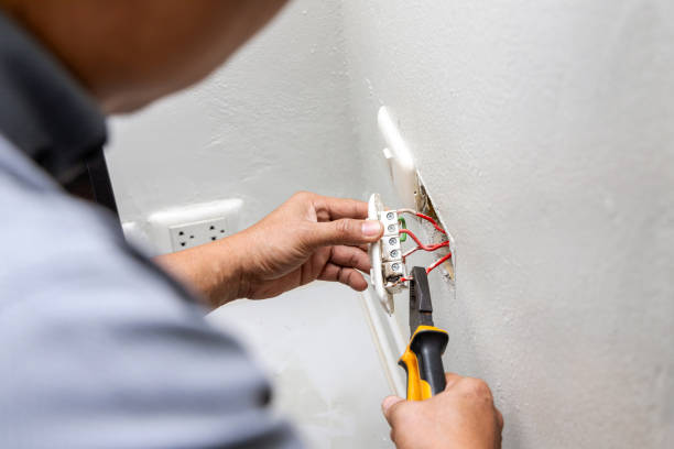 Best Electrical Outlet Repair  in Salem, OH
